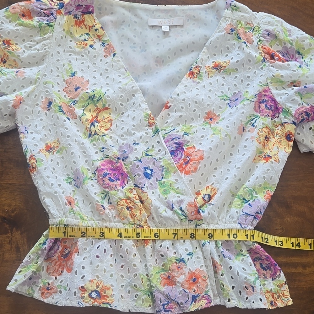 Wayf Floral Eyelet Puff Sleeve Peplum Top Size XS - Picture 7 of 11